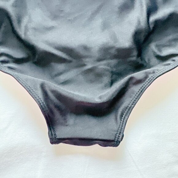 3/$15 Hurley Black bikini bottoms NWT size XL age 13-15 years - Picture 8 of 10